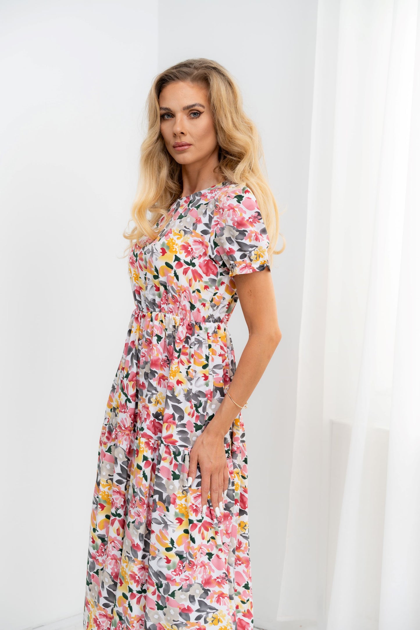 Havana - rochie midi de vara cu flori, roz